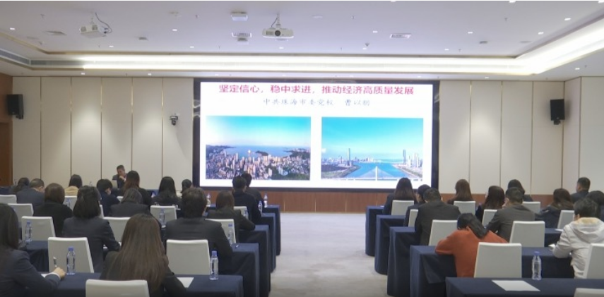 �����й����á���˸�ۡ� | U8���ʡ�(�й�)���޹�˾�������ž��г����й����á���˸�ۡ�����������