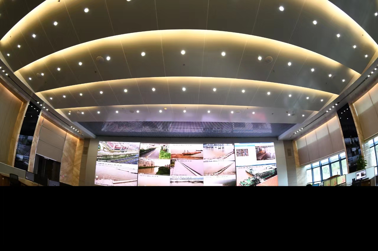 ���ٻ�������Χ��