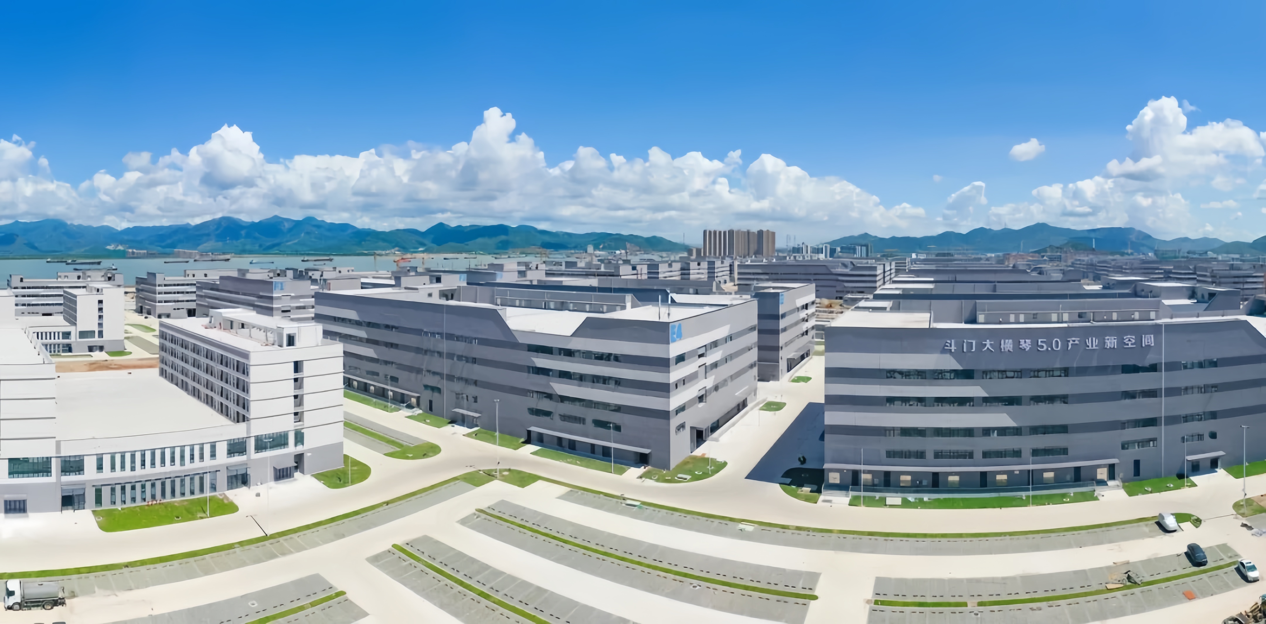 �麣����U8���ʡ�(�й�)���޹�˾������ҵ�������޹�˾