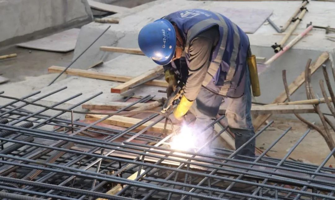 1738999691999509.jpg 5.jpg